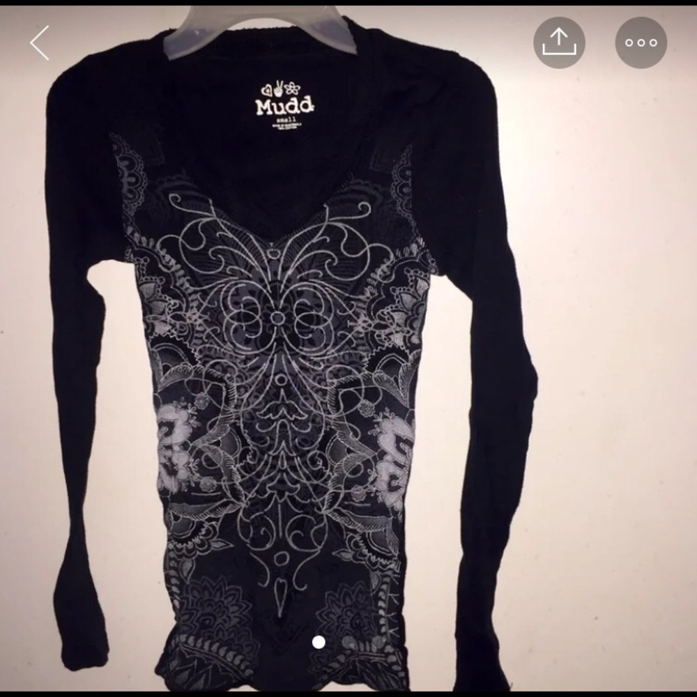 Long sleeved shirt
